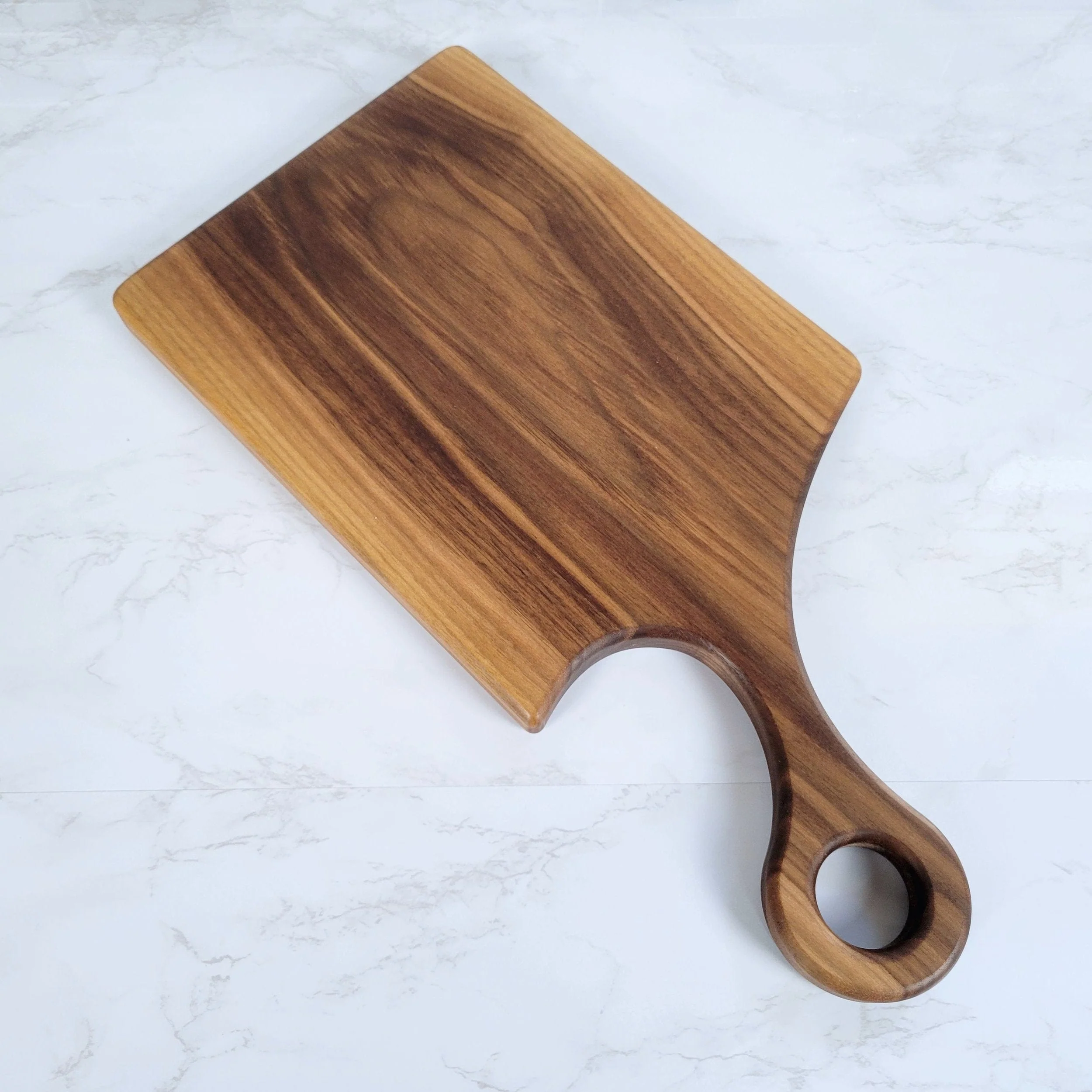 Black Walnut Charcuterie Board with a Modern Handle - Image 3