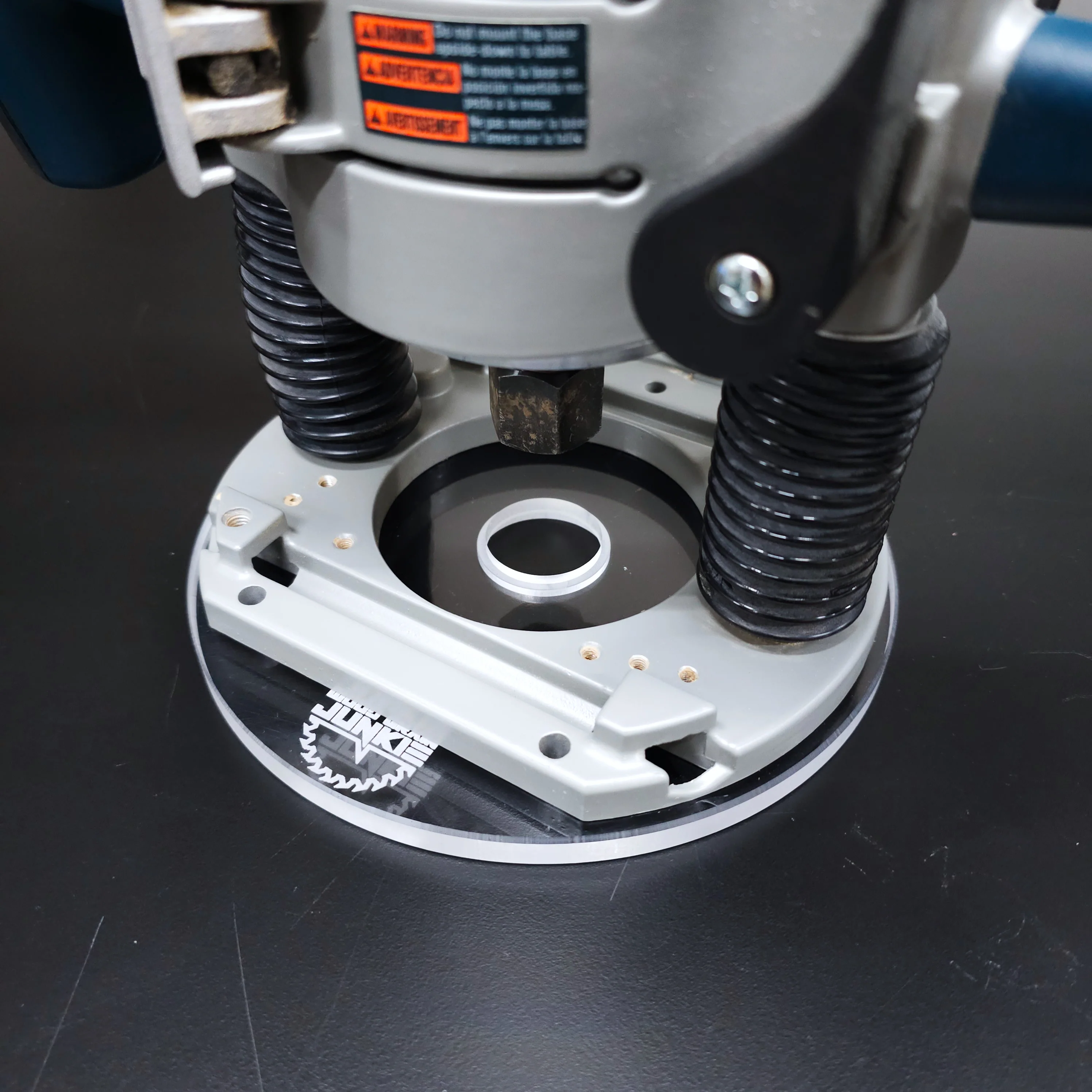 FullFit Pro™ 7in Round Base Plate - Bosch 1617EVS Router Plunge Base (RA1166) - Image 3
