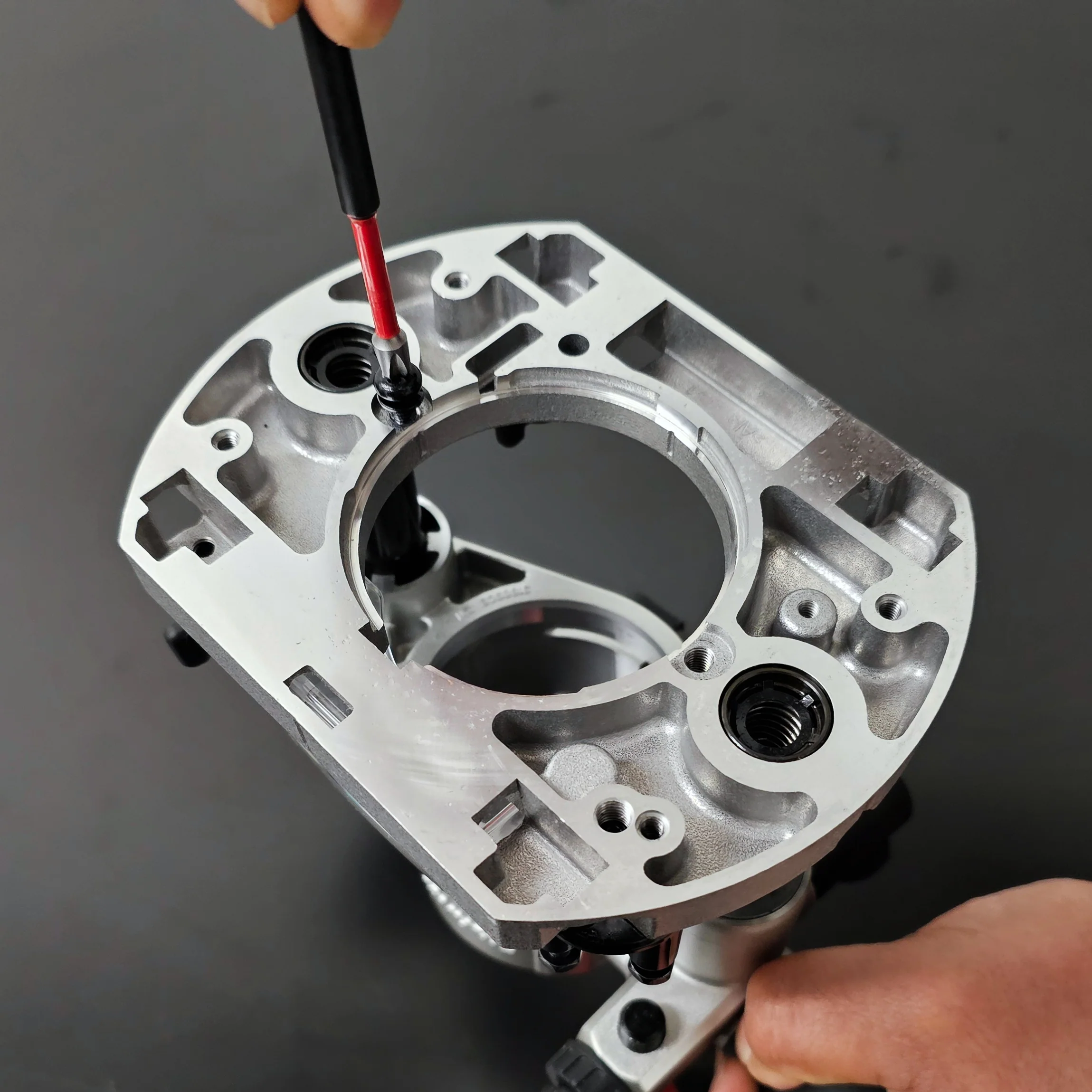 TrimFit Pro® 10in Base Plate - Makita Trim Router Plunge Base (196094-2) - Image 5