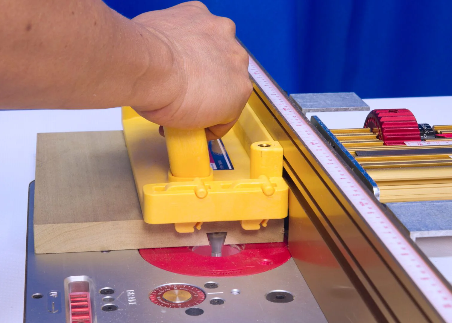 MicroJig GRR-RIP BLOCK Smart Pushblock - Image 8