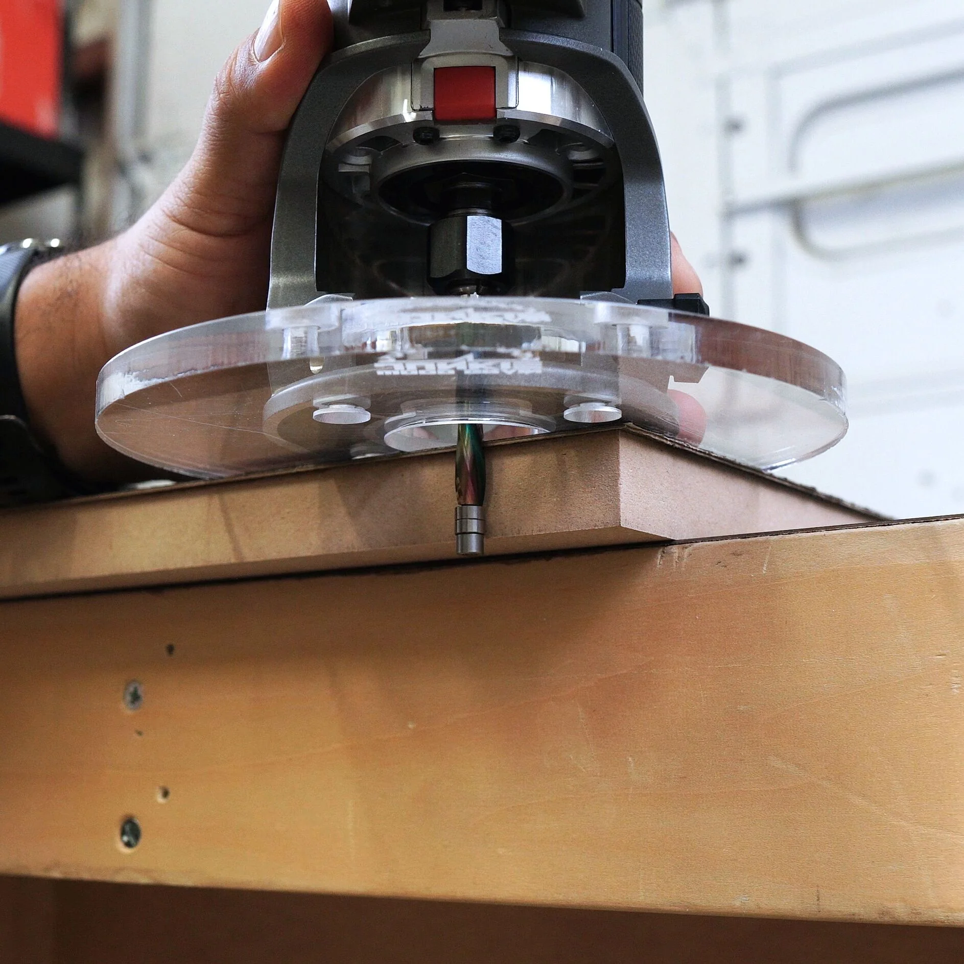 TrimFit Pro® 6 inch ROUND Router Base Plate for Milwaukee M18 FUEL 2723-20 - Image 3